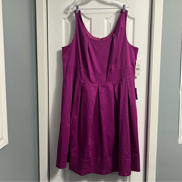 Eliza J Dresses & Skirts - Eliza J Purple Midi Dress
